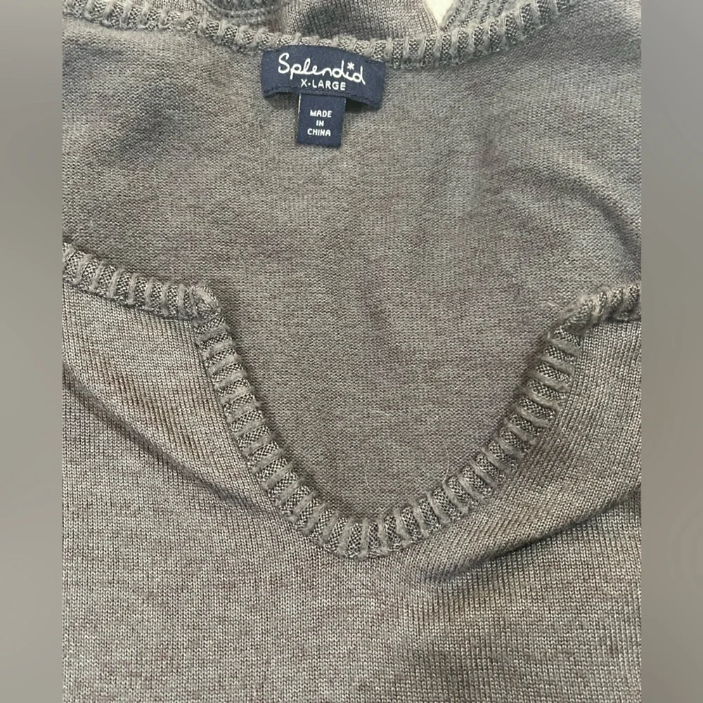 Splendid size XL grey sweater with beautiful neckline EUC